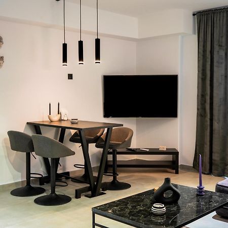 Apartamento Essel Noir - A Hidden Gem With A Magnificent Acropolis View Atenas Exterior foto